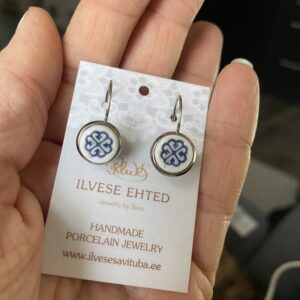 Kõrvarõngad sini-valge KIHNU ROOS