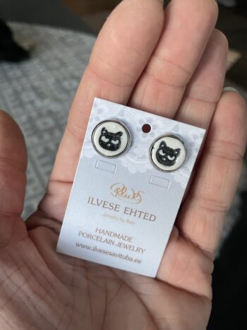 Kõrvarõngad MUST KASS 12mm