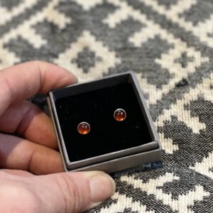 Kõrvarõngad Granaadi täpid