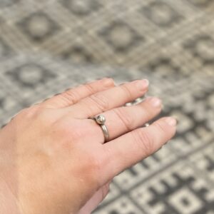 Sõrmus Hõbe nupsuga