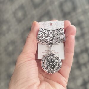 Sallihoidja must-valge Kaheksakand